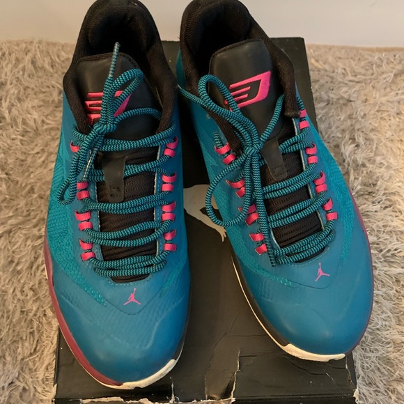 Jordan CP3 - Picture 1 of 5